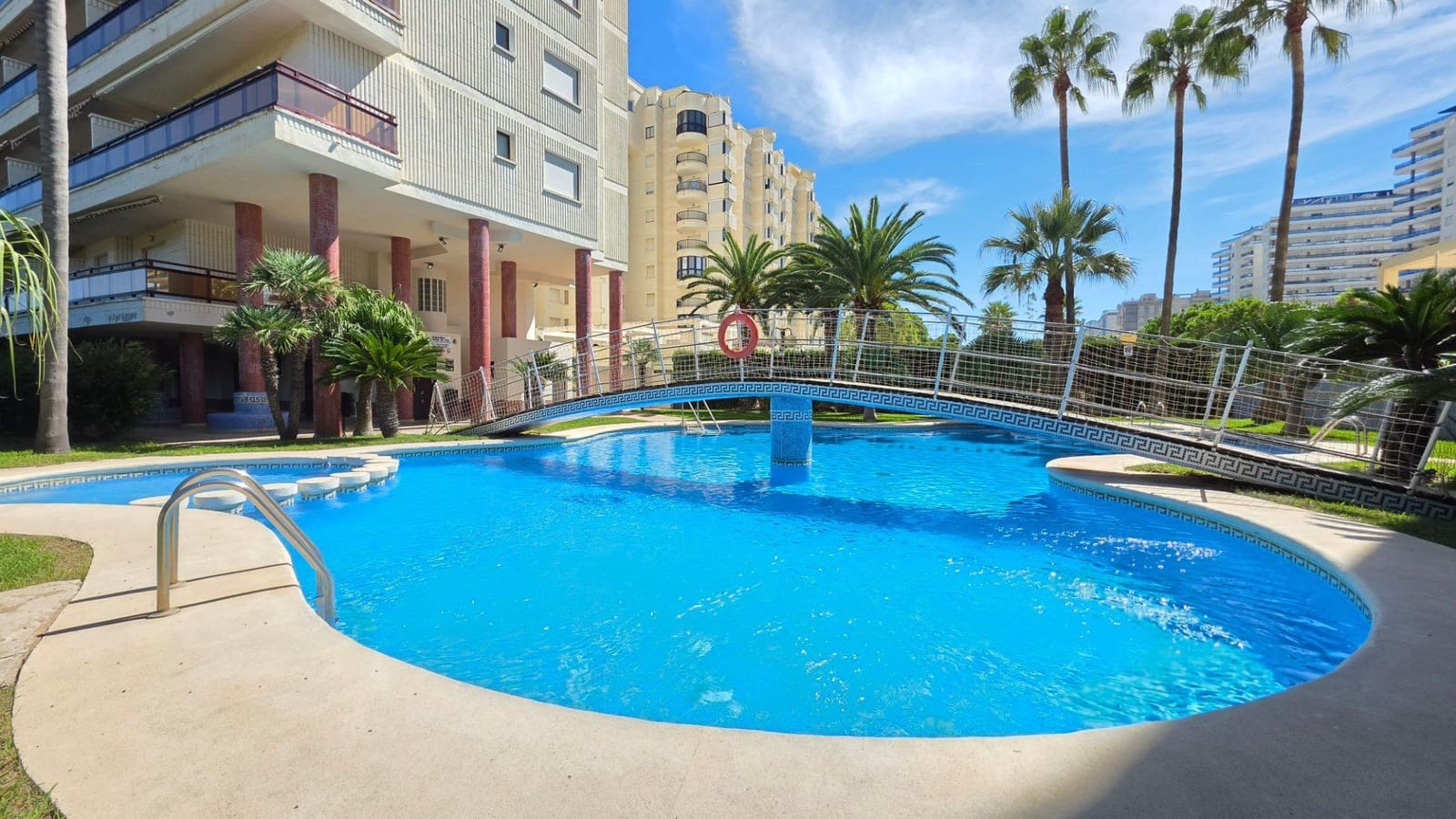 Apartamento de 2 habitaciones en Gandia en venta con piscina - 249.900 € (Ref: 10097360)