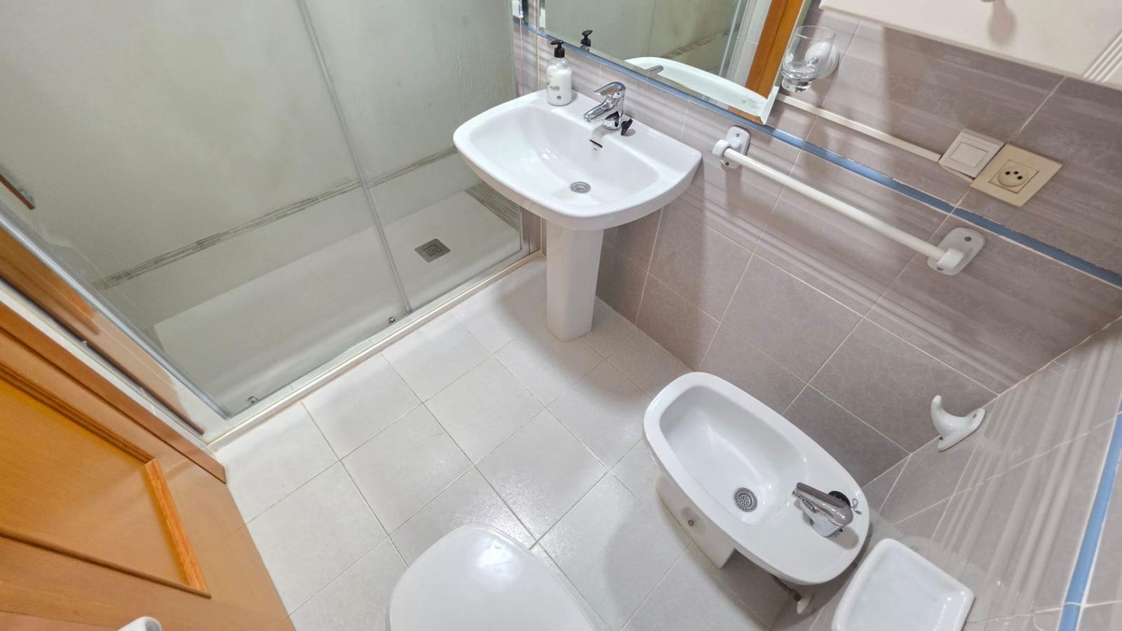 Piso de 3 habitaciones en Gandia en venta con piscina garaje - 229.000 € (Ref: 10097361)