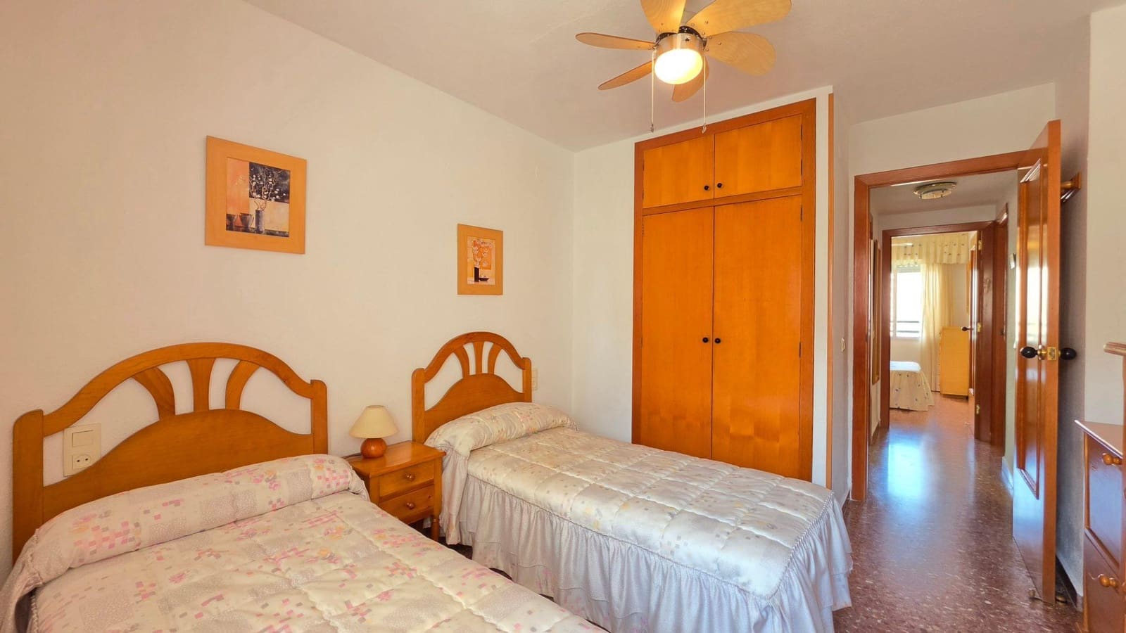 Piso de 3 habitaciones en Gandia en venta con piscina garaje - 229.000 € (Ref: 10097361)