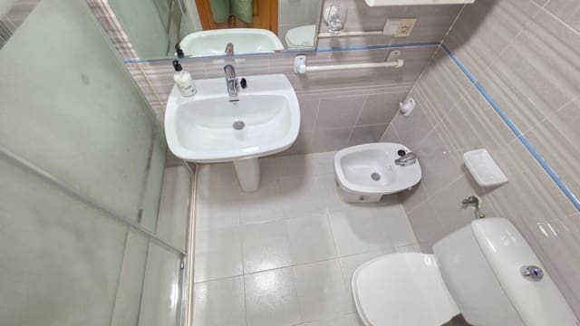Piso de 3 habitaciones en Gandia en venta con piscina garaje - 229.000 € (Ref: 10097361)
