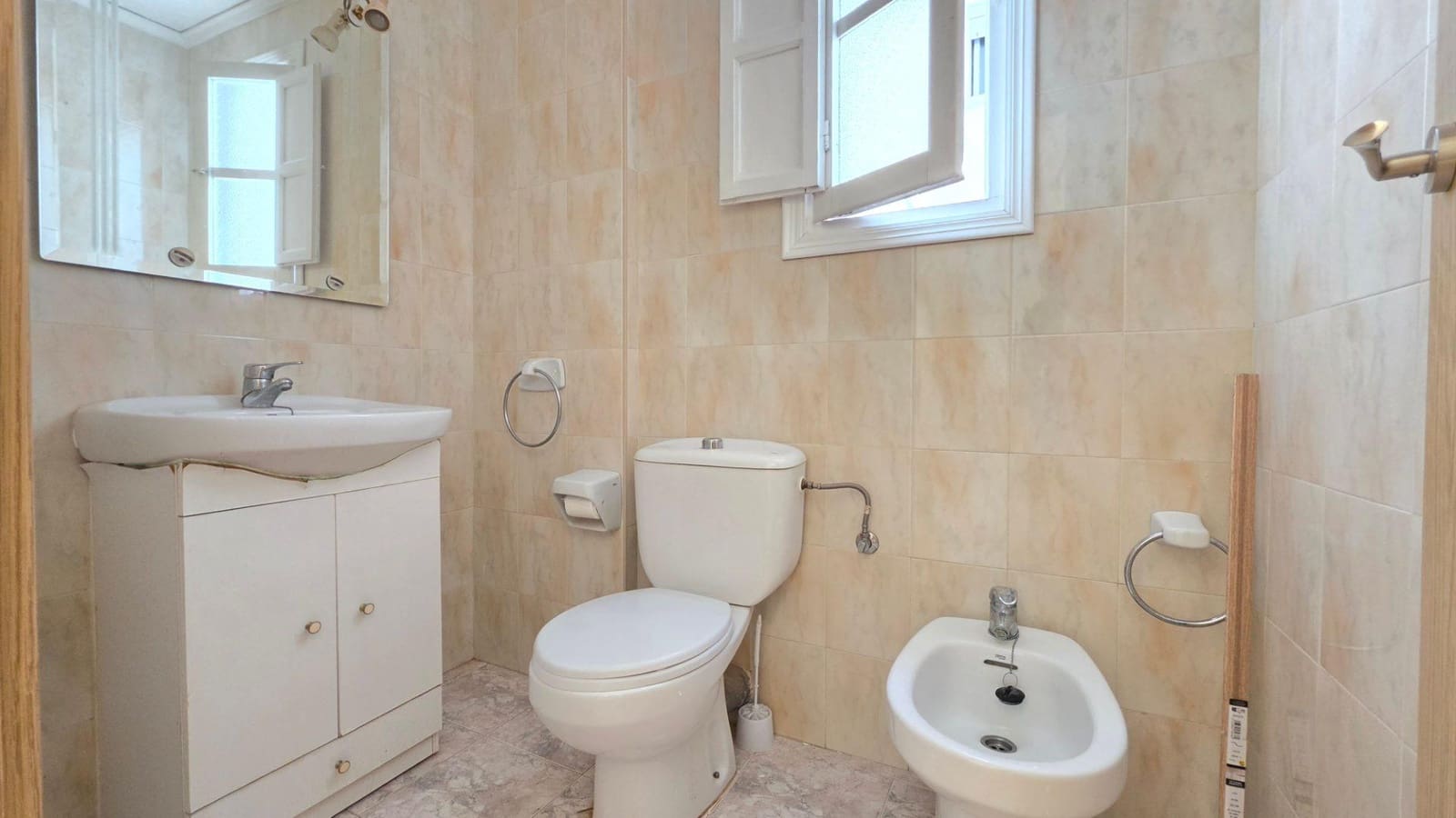 3 Zimmer Wohnung zu vermieten in Gandia - 950 € (Ref: 10097362)