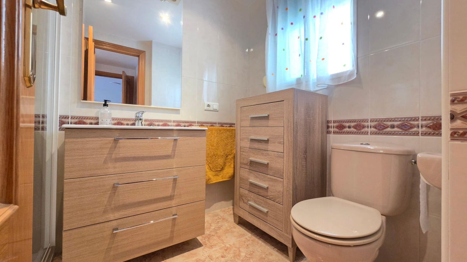 3 makuuhuone Asunto myytävänä paikassa Gandia mukana 
autotalli - 219 900 € (Ref: 10099470)