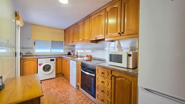 3 makuuhuone Asunto myytävänä paikassa Gandia mukana 
autotalli - 219 900 € (Ref: 10099470)