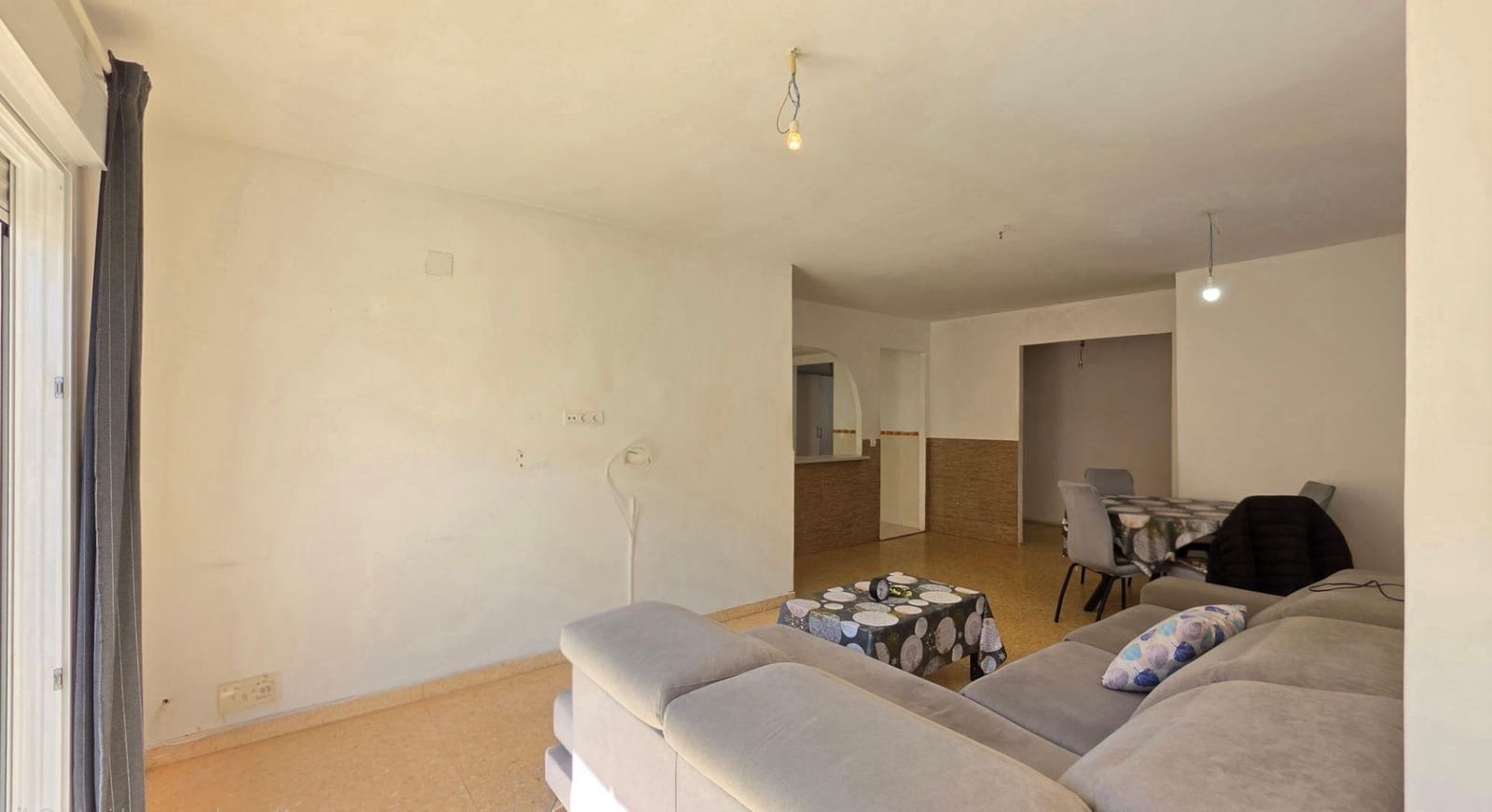 4 makuuhuone Huoneisto myytävänä paikassa Gandia - 169 000 € (Ref: 10099471)