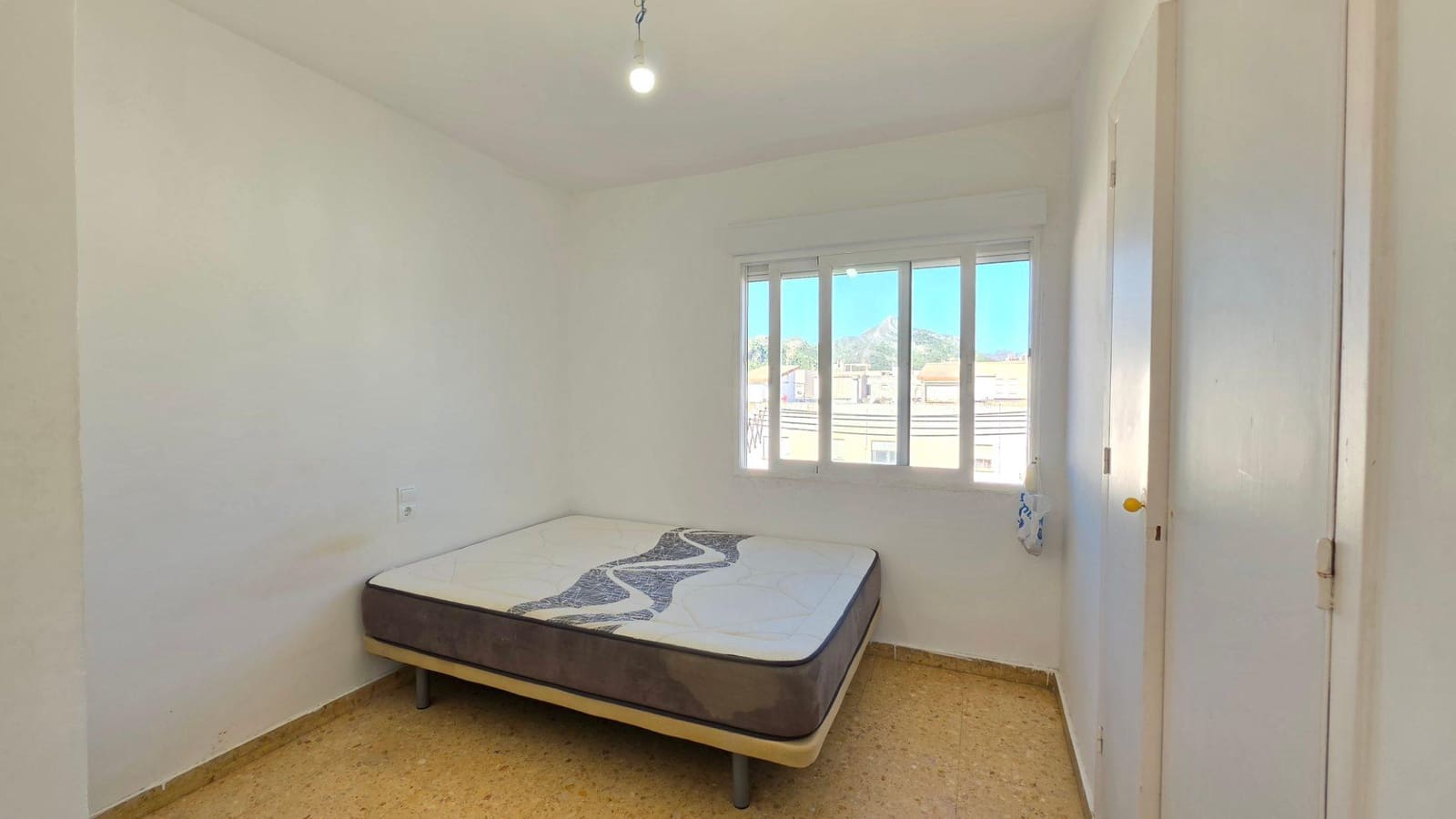 4 makuuhuone Huoneisto myytävänä paikassa Gandia - 169 000 € (Ref: 10099471)