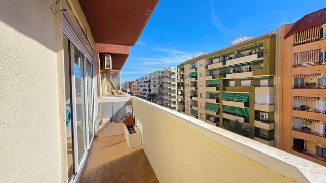 4 makuuhuone Huoneisto myytävänä paikassa Gandia - 169 000 € (Ref: 10099471)