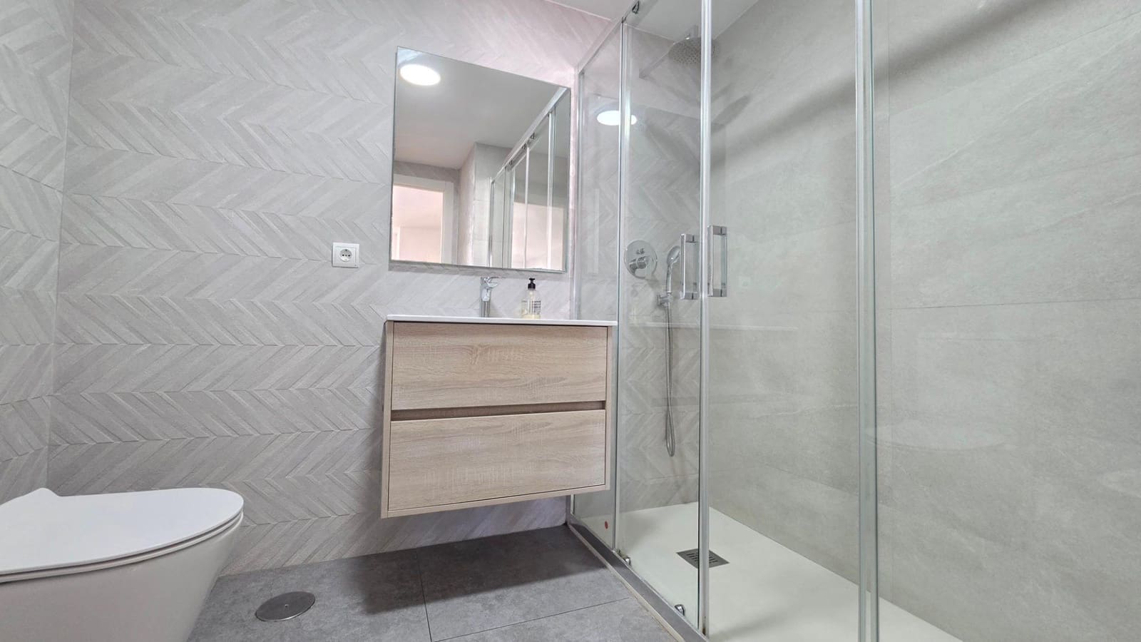 4 makuuhuone Huoneisto myytävänä paikassa Gandia - 169 000 € (Ref: 10099471)