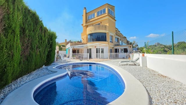 4 bedroom Terraced Villa for sale in Gandia with pool garage - € 470,000 (Ref: 10110441)