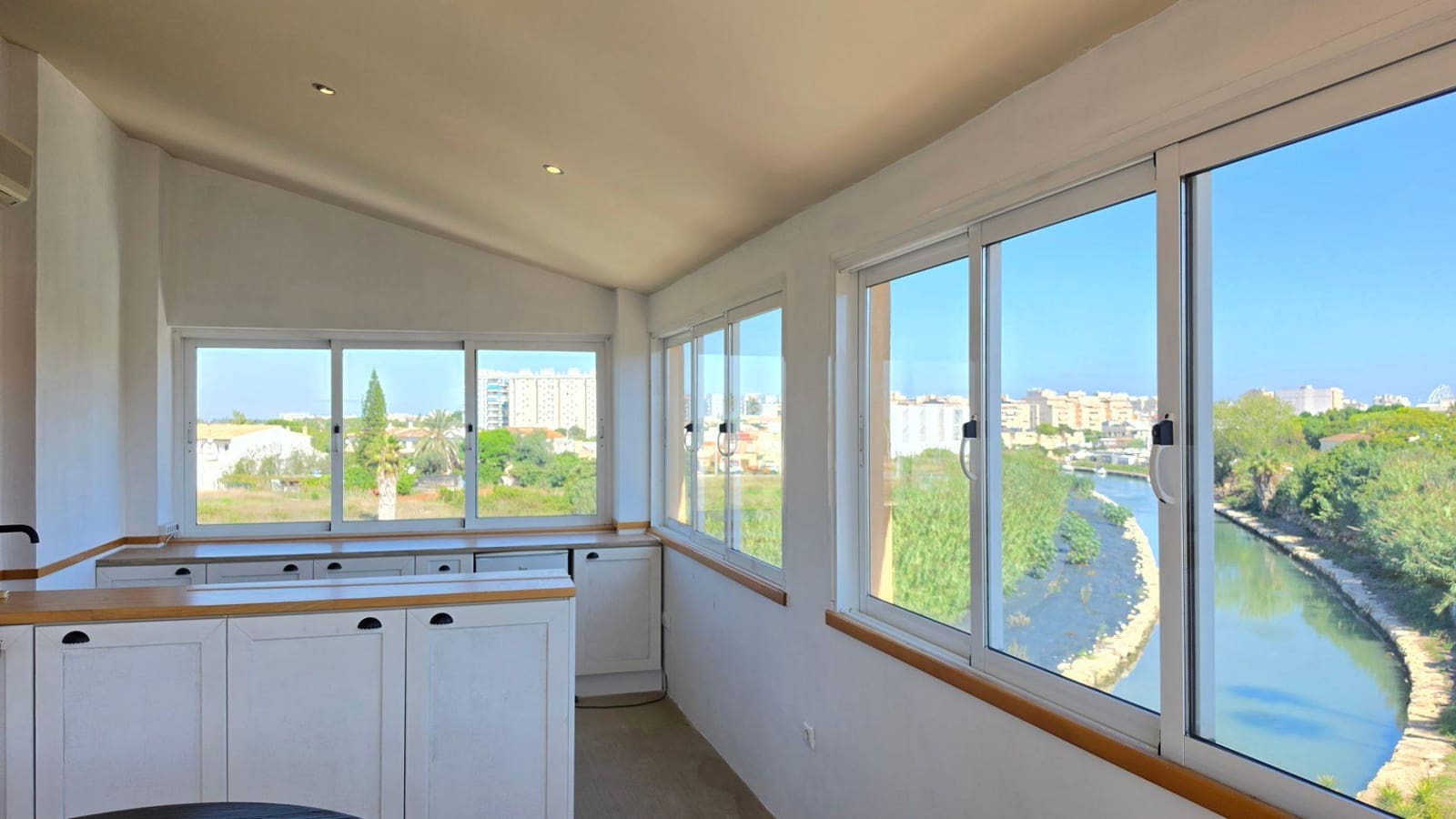 4 bedroom Terraced Villa for sale in Gandia with pool garage - € 470,000 (Ref: 10110441)
