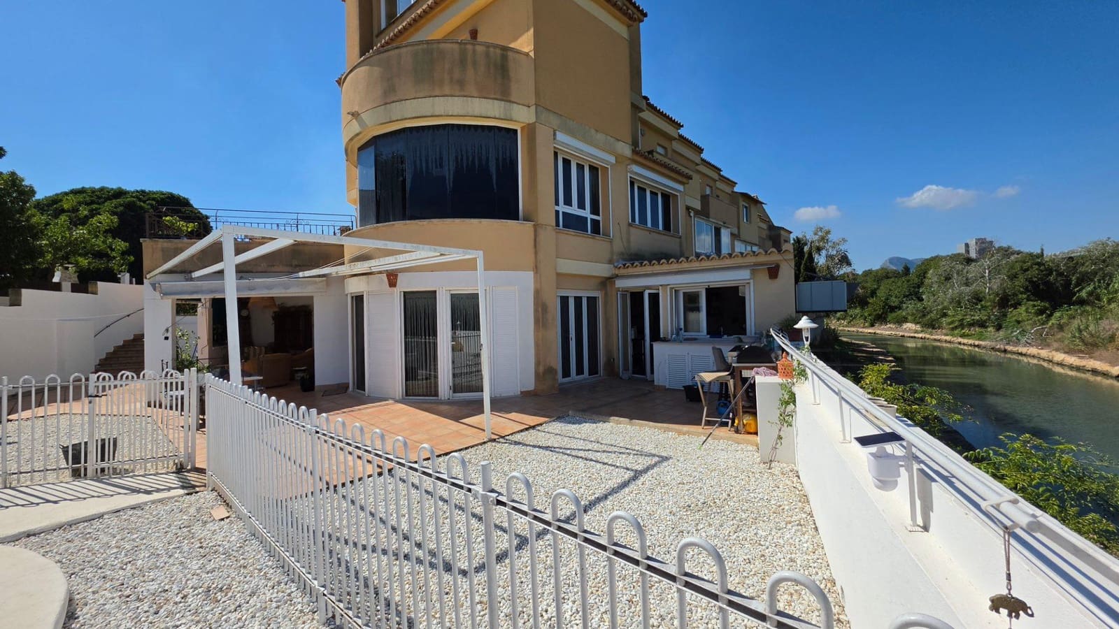 4 bedroom Terraced Villa for sale in Gandia with pool garage - € 470,000 (Ref: 10110441)