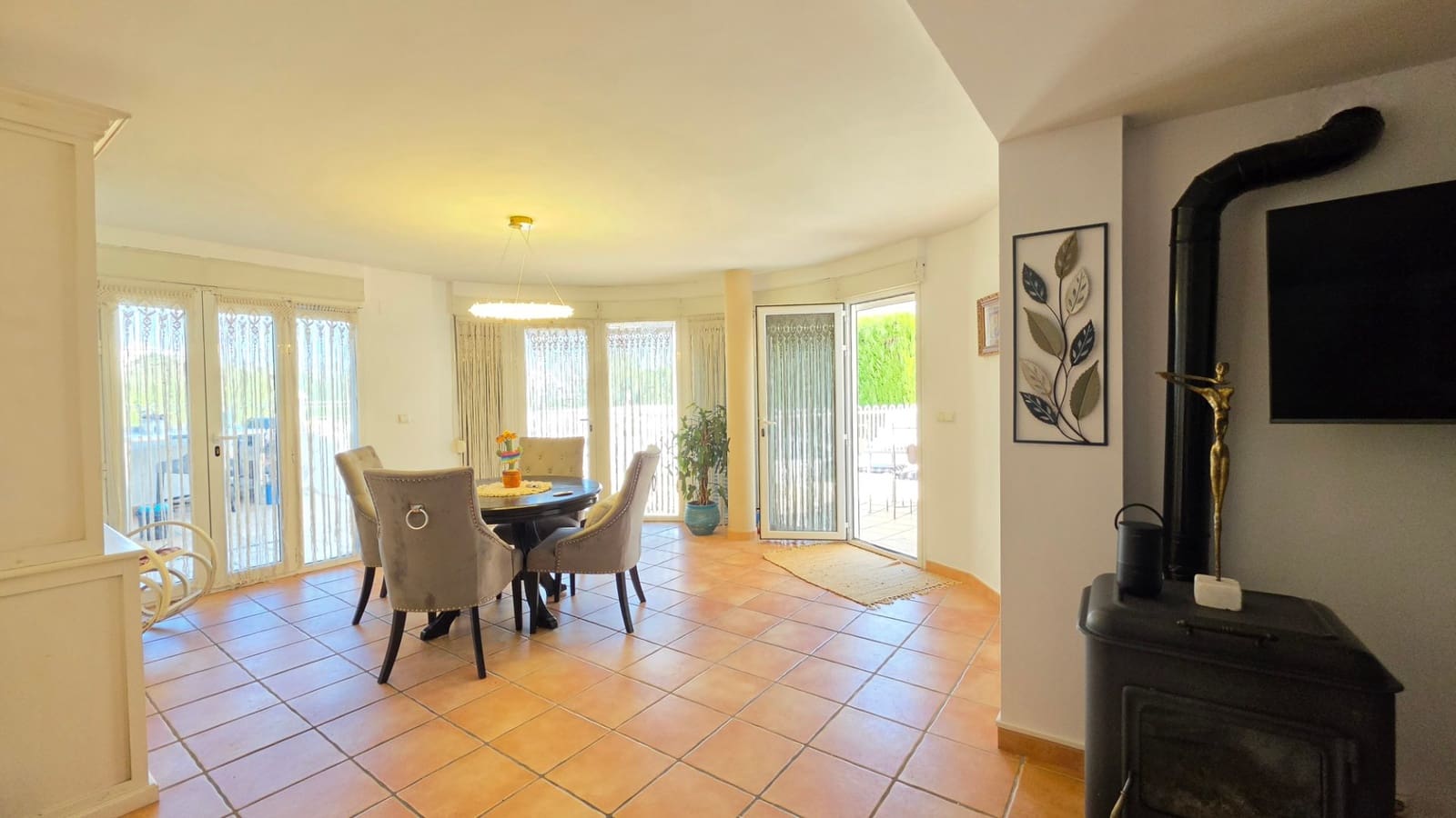 4 bedroom Terraced Villa for sale in Gandia with pool - € 470,000 (Ref: 10112021)