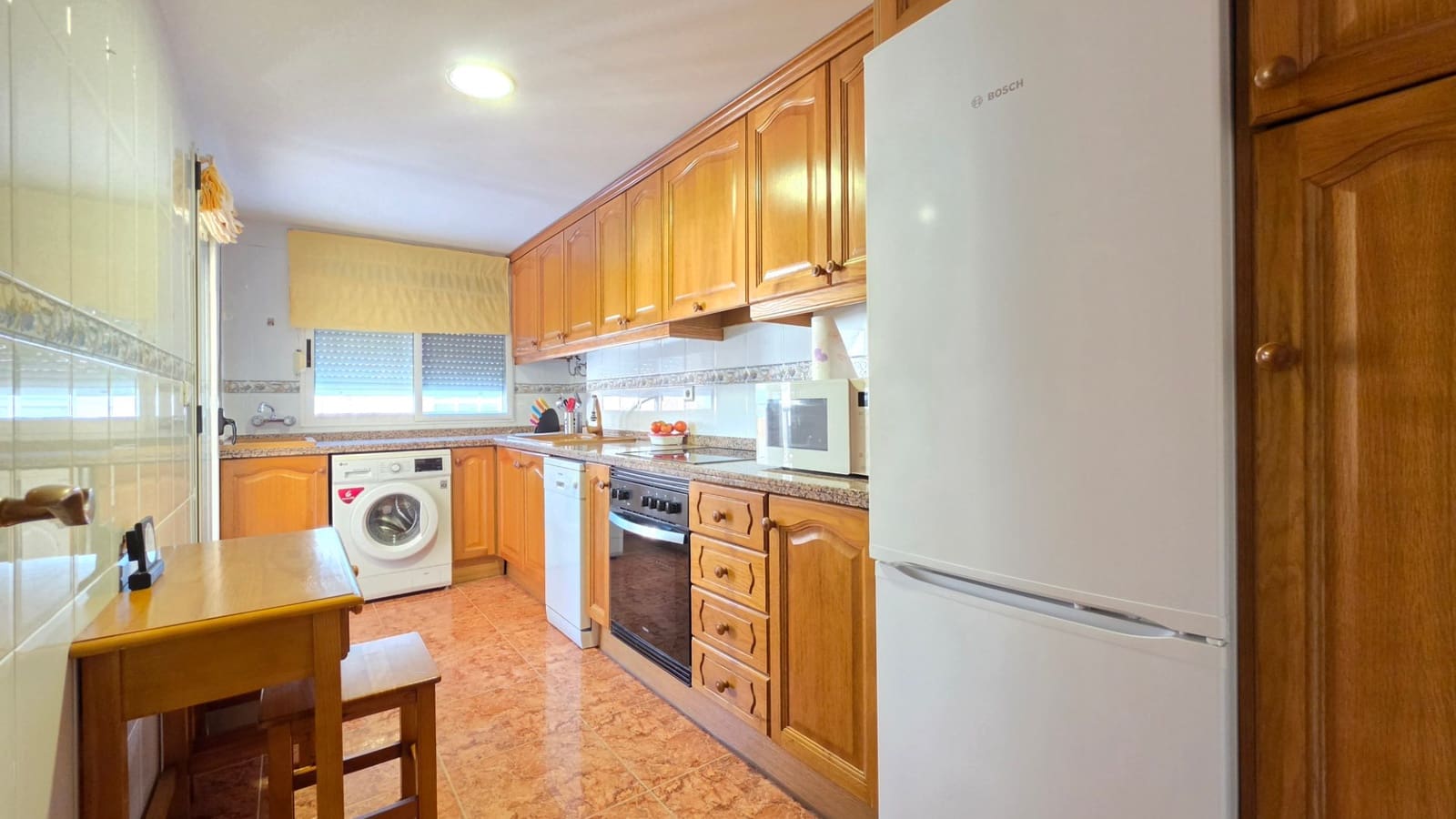 3 slaapkamer Appartement te koop in Gandia met garage - € 219.900 (Ref: 10112022)