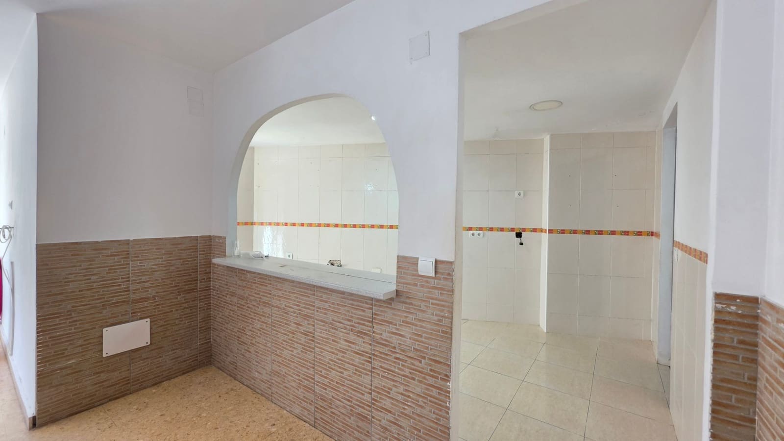 4 slaapkamer Appartement te koop in Gandia - € 169.000 (Ref: 10112024)