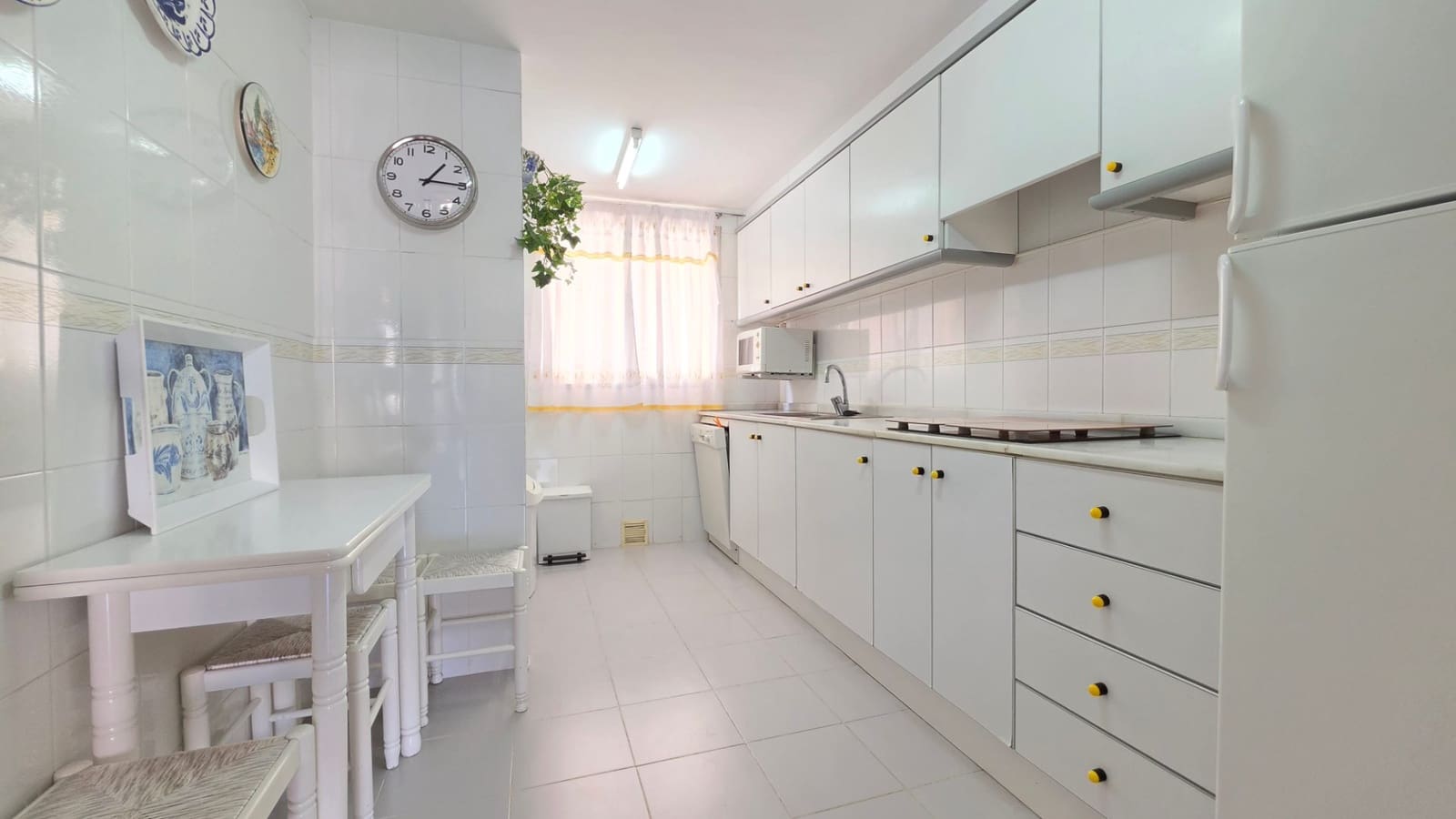 Apartamento de 3 habitaciones en Gandia en venta con piscina garaje - 229.000 € (Ref: 10112029)