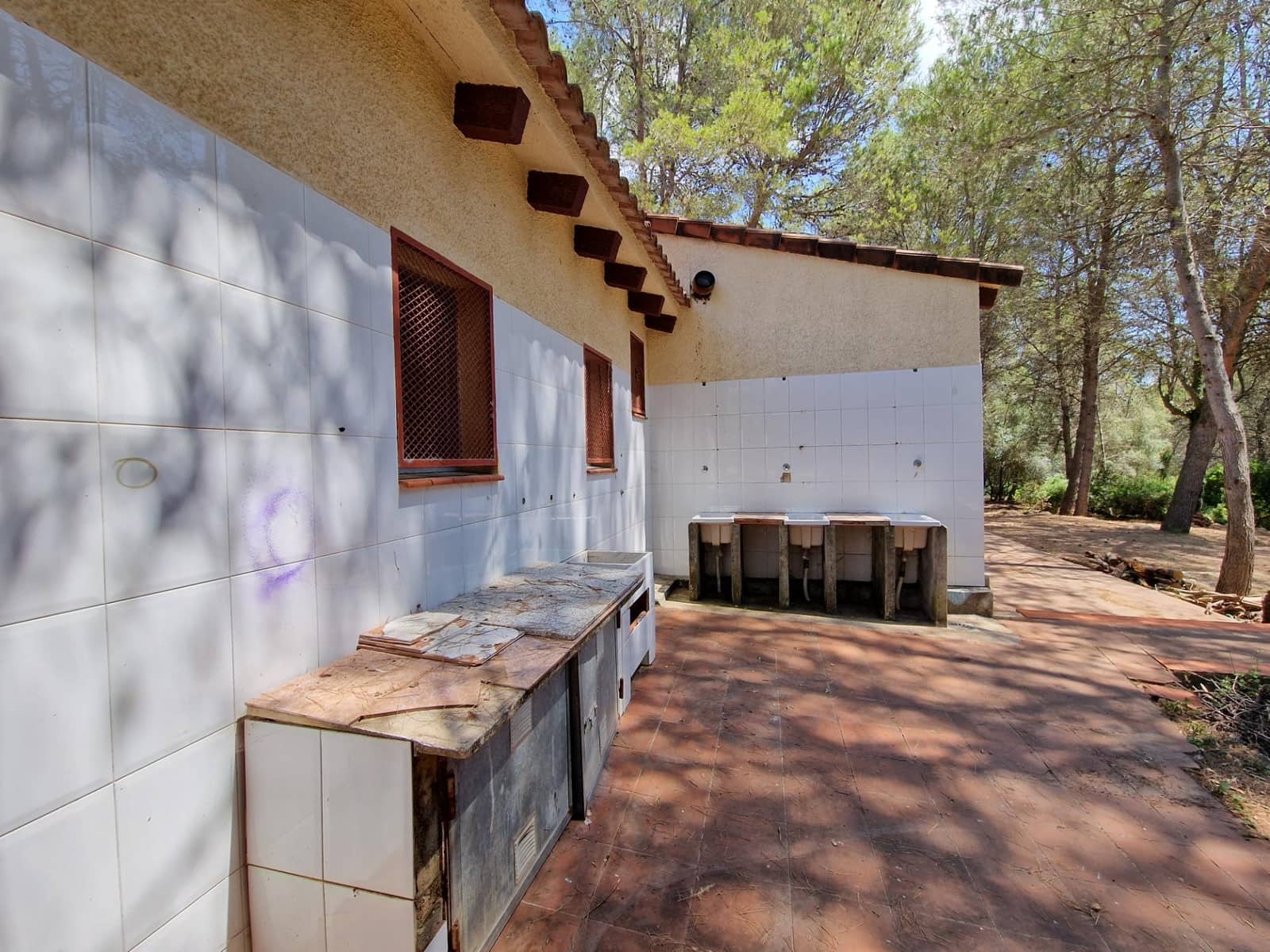 7 bedroom Villa for sale in Villalonga with pool - € 390,000 (Ref: 10112035)
