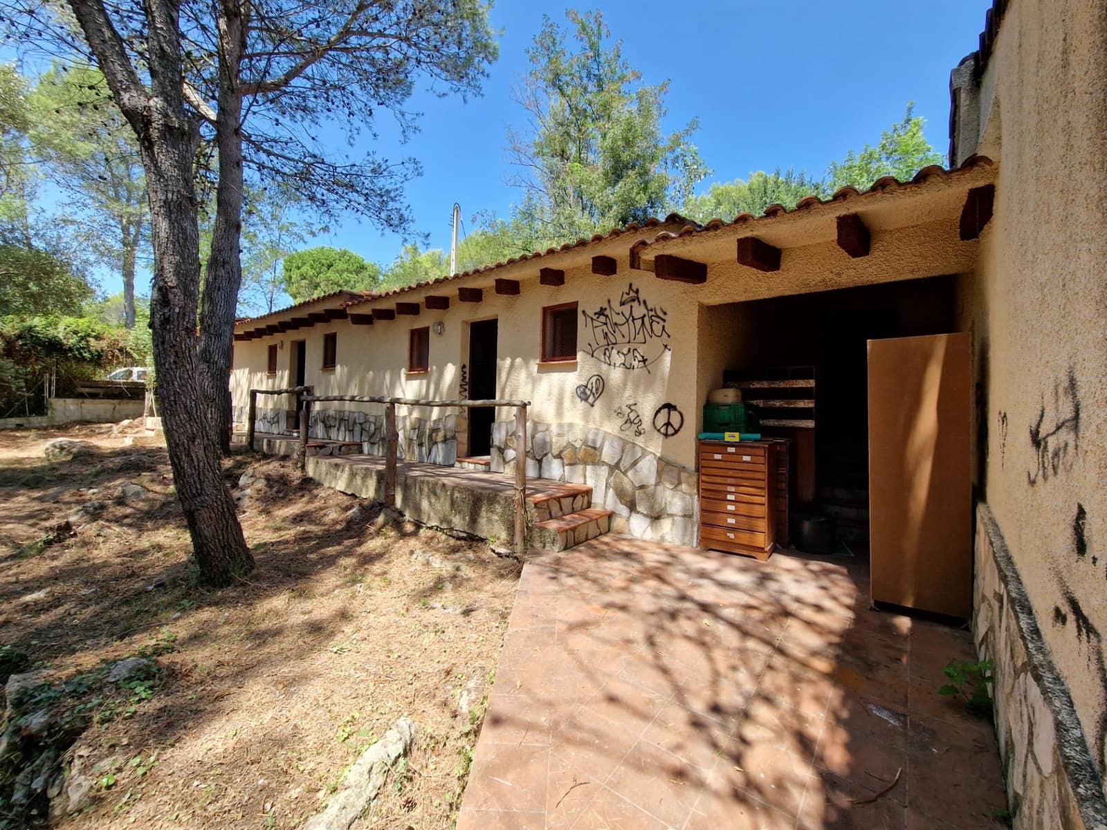 7 bedroom Villa for sale in Villalonga with pool - € 390,000 (Ref: 10112035)