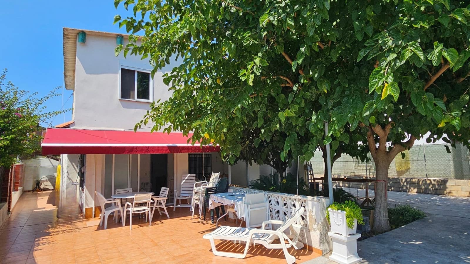 7 soveværelse Villa til salg i Gandia - € 199.990 (Ref: 10112036)