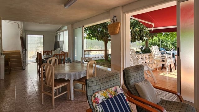 7 sovrum Villa till salu i Gandia - 199 990 € (Ref: 10112036)