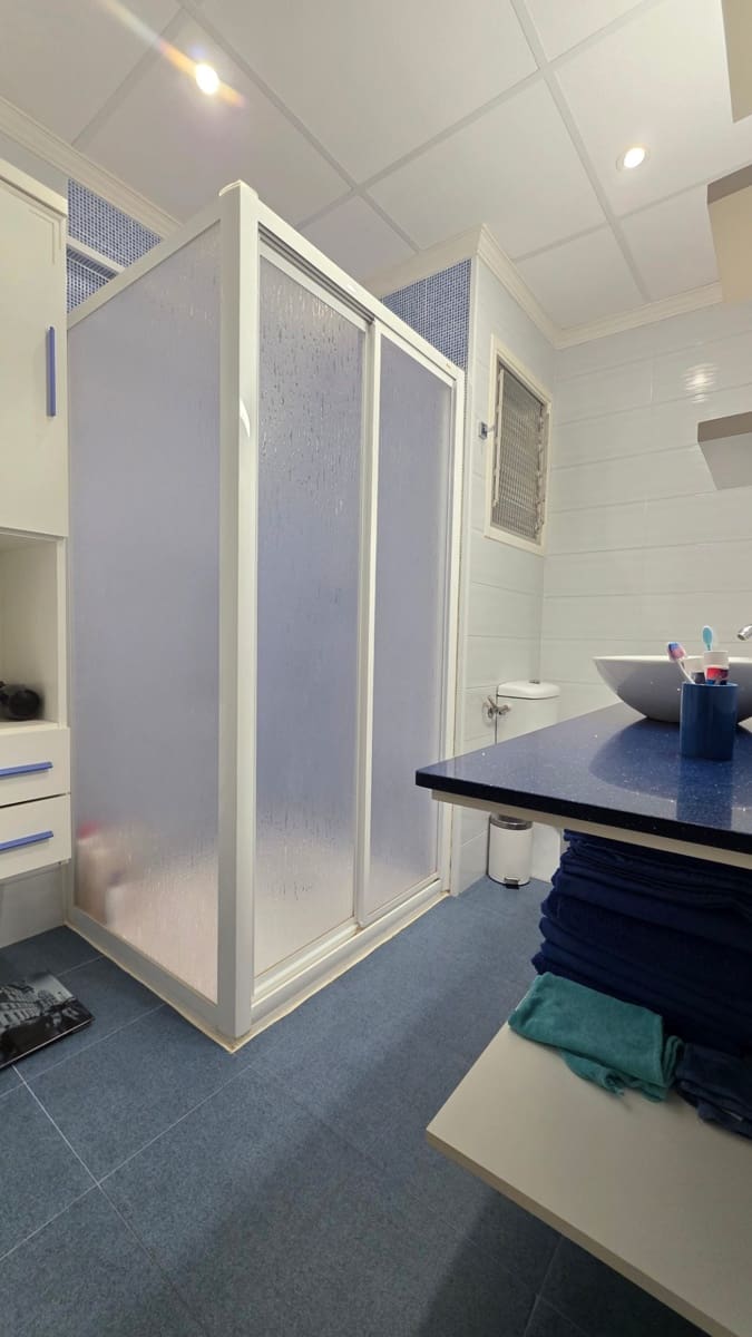 3 slaapkamer Appartement te huur in Gandia - € 750 (Ref: 10112038)