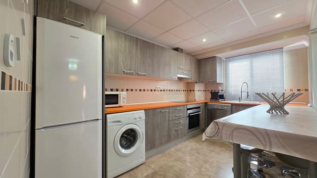 Apartamento de 3 habitaciones en Gandia en alquiler - 750 € (Ref: 10112038)