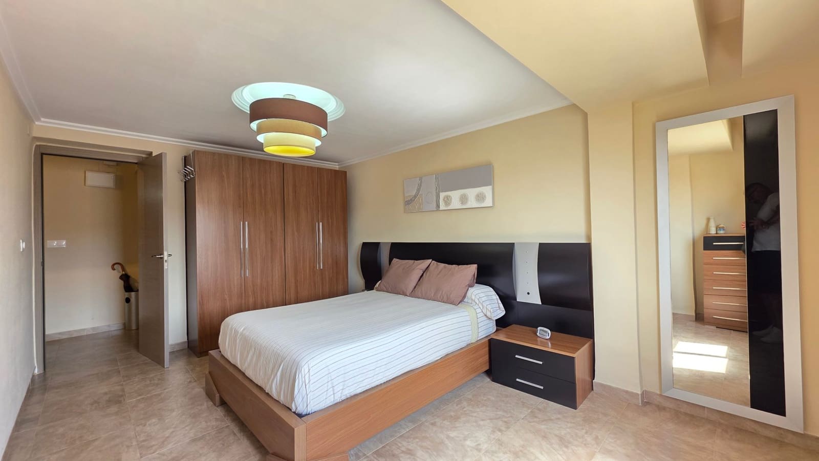 3 slaapkamer Appartement te huur in Gandia - € 750 (Ref: 10112038)