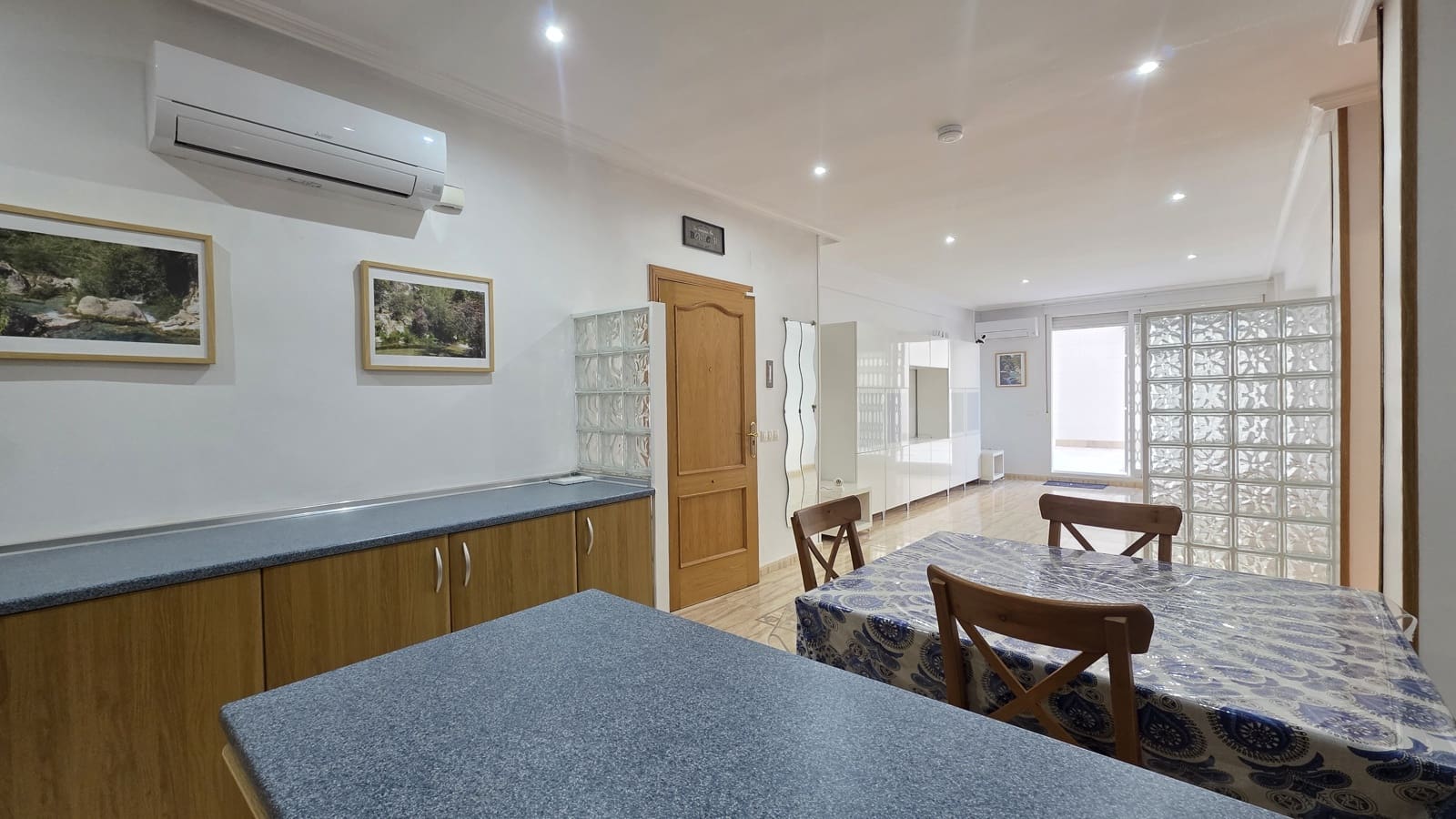 Apartamento de 2 habitaciones en Gandia en venta - 229.000 € (Ref: 10112040)
