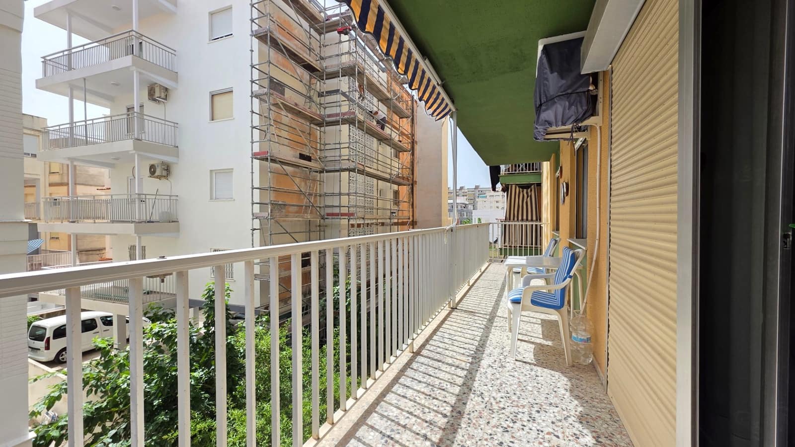 3 bedroom Apartment for rent in Gandia - € 850 (Ref: 10112042)