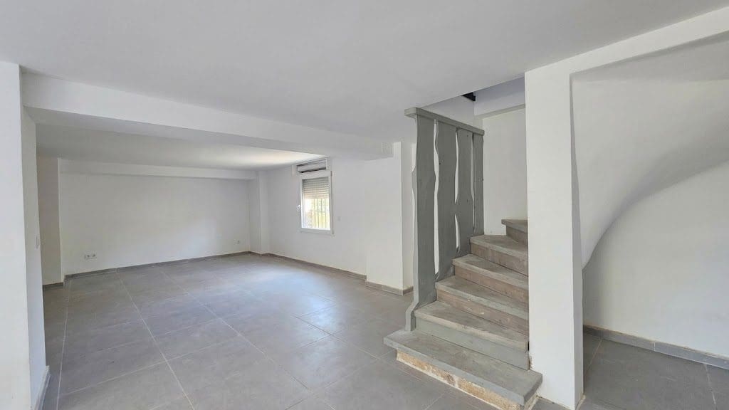 4 bedroom Villa for sale in Gandia - € 299,999 (Ref: 10112045)