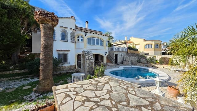 4 Zimmer Villa zu verkaufen in La Pedrera - Vessanes, Dénia mit Pool Garage - 565.000 € (Ref: 10112057)