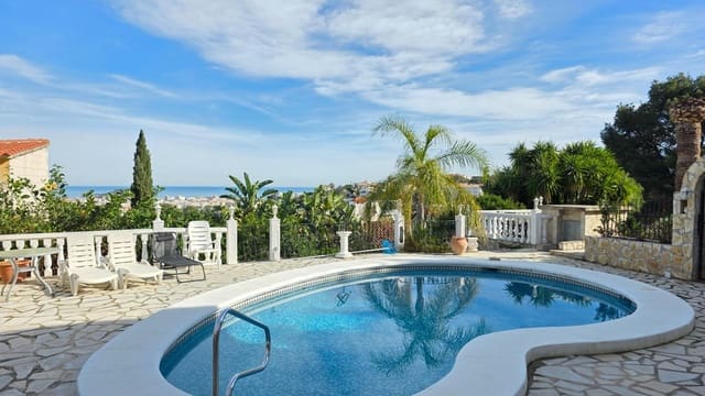 4 Zimmer Villa zu verkaufen in La Pedrera - Vessanes, Dénia mit Pool Garage - 565.000 € (Ref: 10112057)