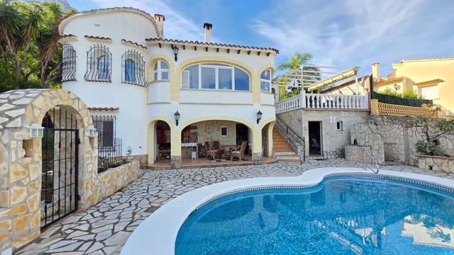 4 Zimmer Villa zu verkaufen in La Pedrera - Vessanes, Dénia mit Pool Garage - 565.000 € (Ref: 10112057)