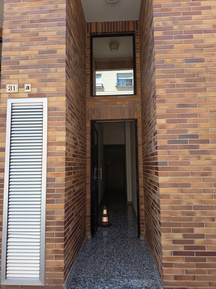 Garage for sale in Gandia - € 16,999 (Ref: 10112060)