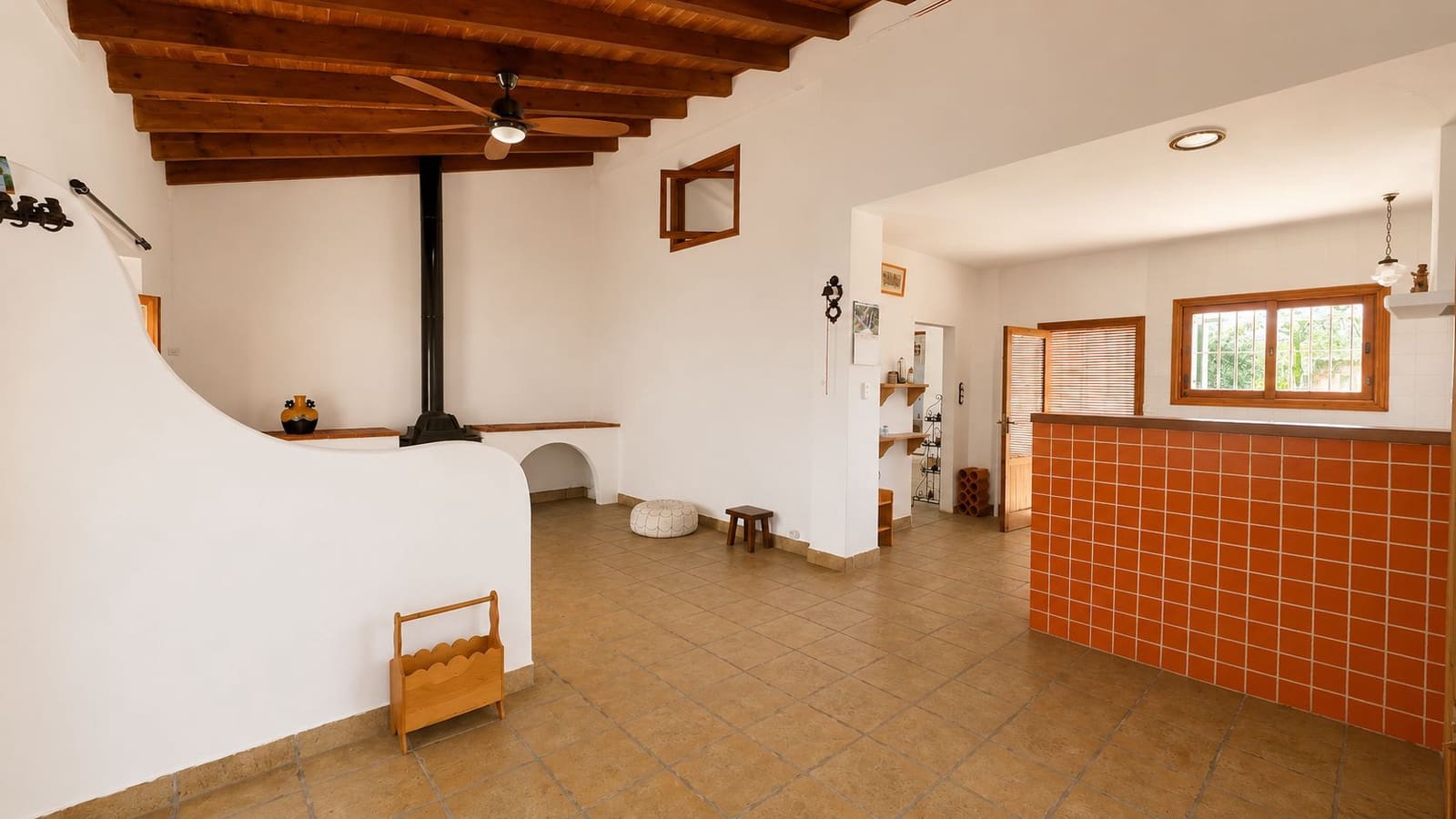 2 bedroom Villa for sale in Oliva - € 180,000 (Ref: 10112063)