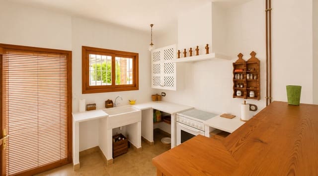 2 slaapkamer Villa te koop in Oliva Pueblo, Oliva - € 180.000 (Ref: 10112063)