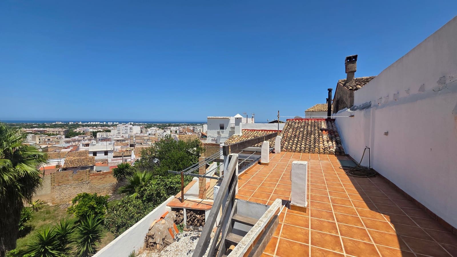 2 bedroom Villa for sale in Oliva - € 180,000 (Ref: 10112063)