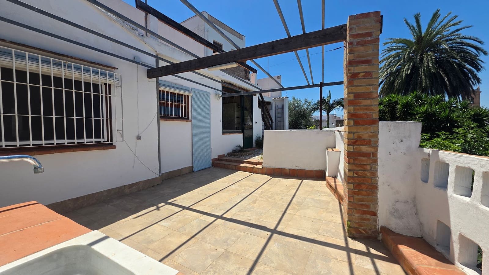 2 bedroom Villa for sale in Oliva - € 180,000 (Ref: 10112063)