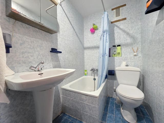 3 quarto Apartamento para arrendar em Gandia - 630 € (Ref: 10112070)
