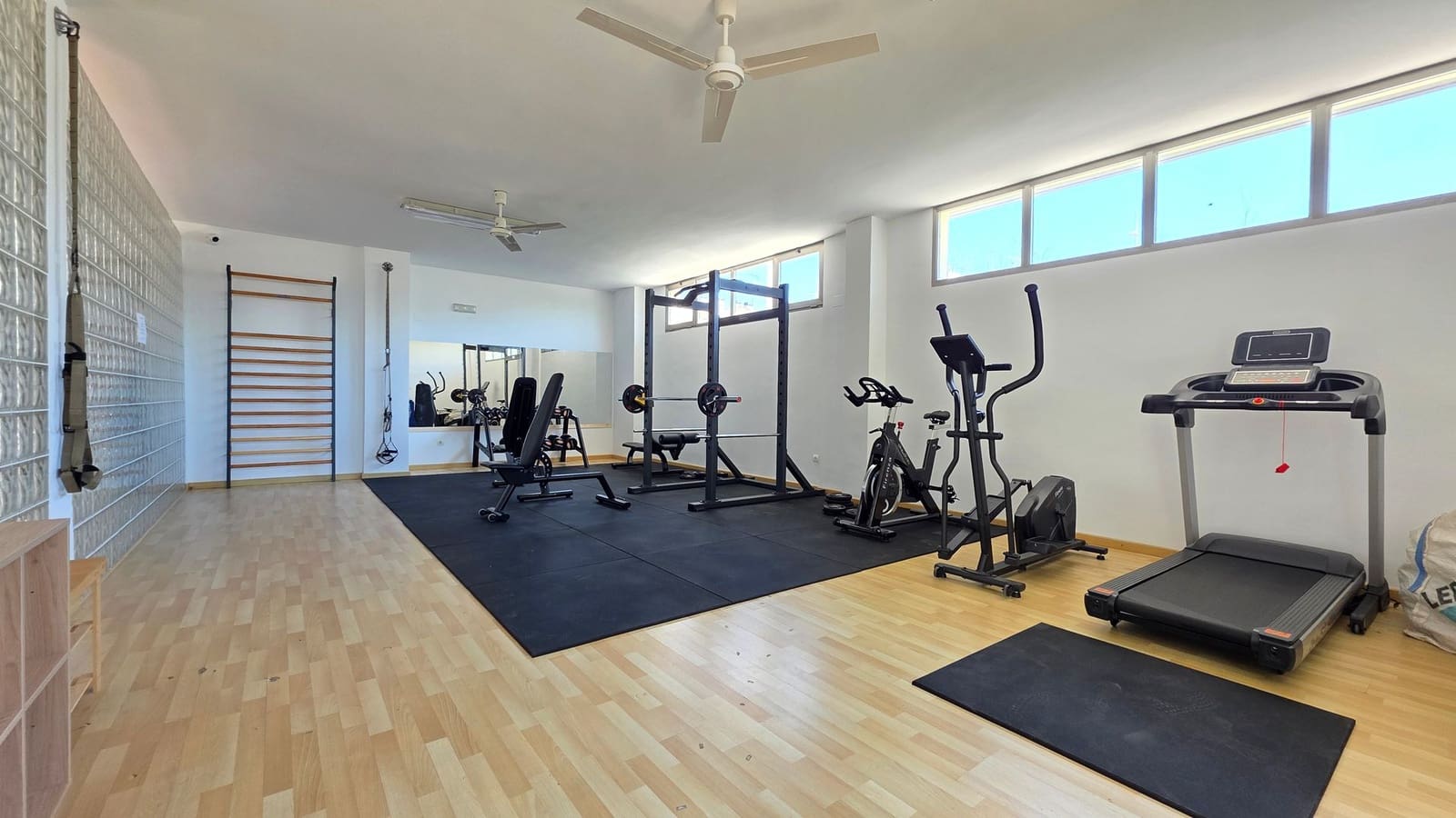 3 makuuhuone Huoneisto myytävänä paikassa Gandia mukana uima-altaan - 290 000 € (Ref: 10145388)