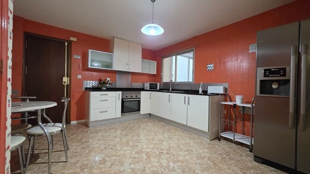 4 soveværelse Lejlighed til salg i Gandia - € 219.900 (Ref: 10160779)