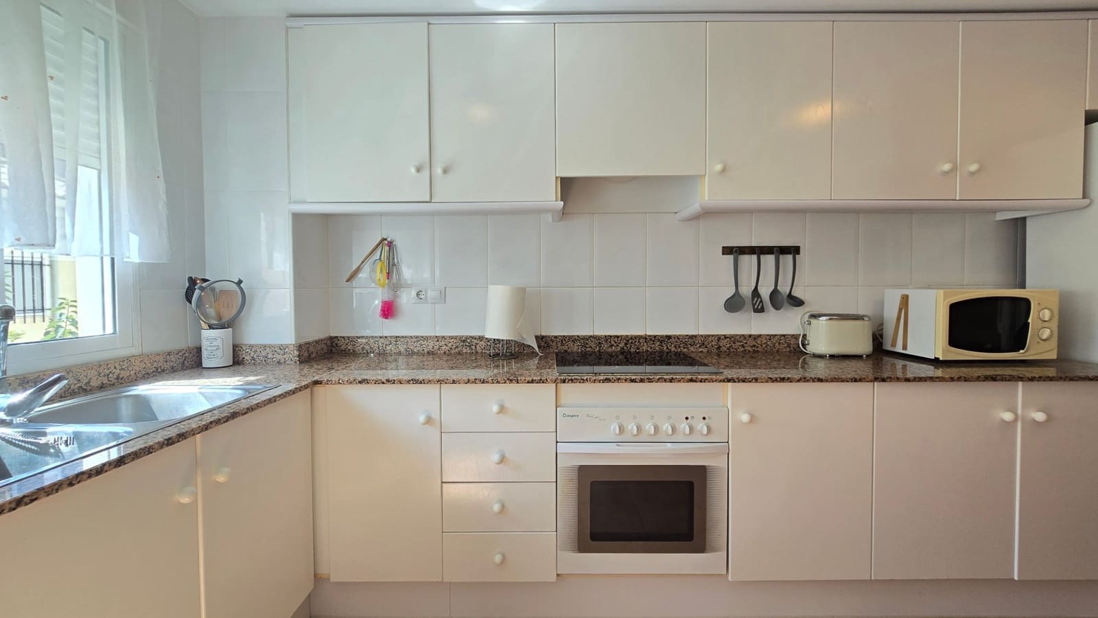 2 soverom Leilighet til leie i Gandia med svømmebasseng - € 650 (Ref: 10179691)