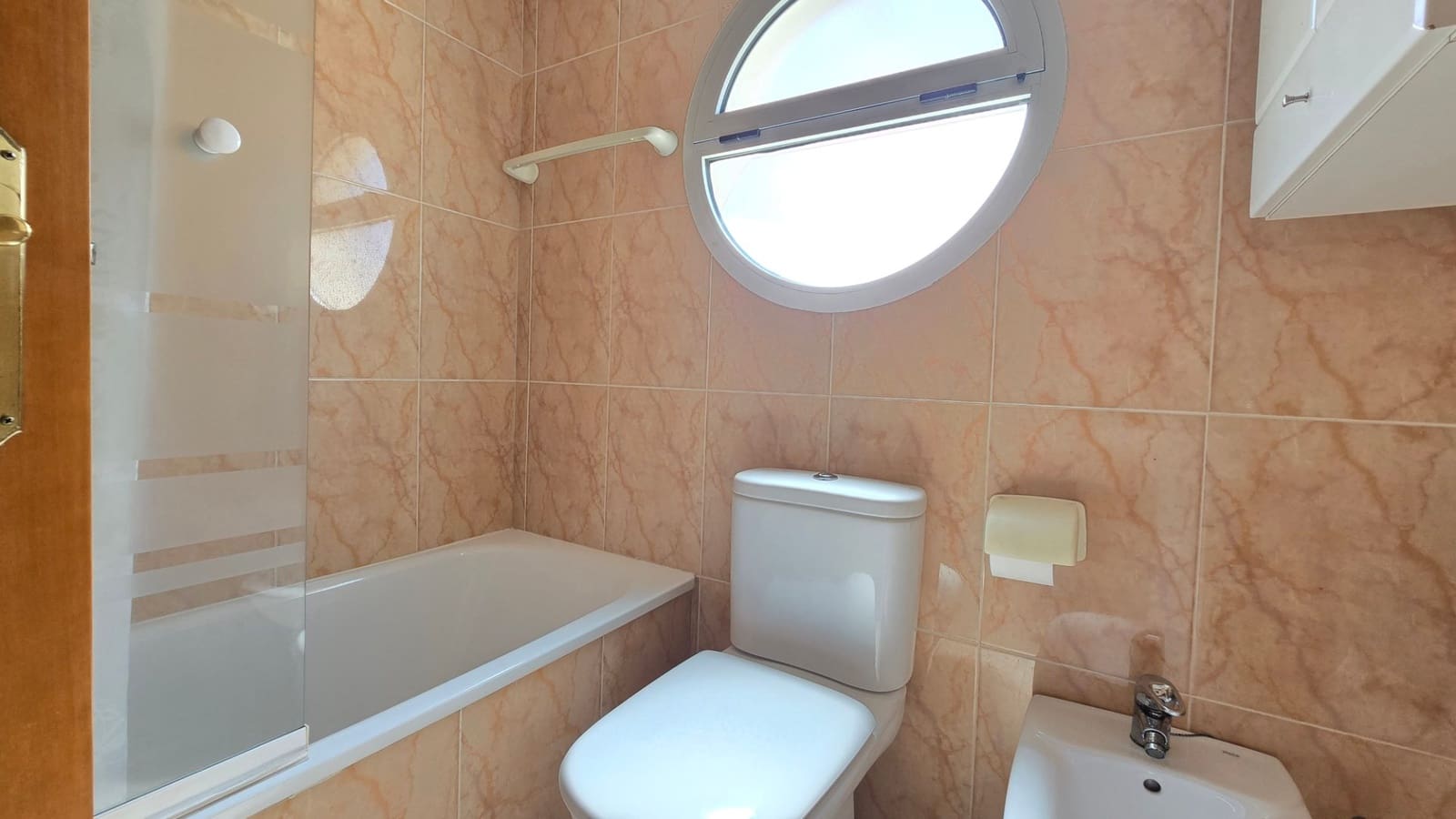 2 soverom Leilighet til leie i Gandia med svømmebasseng - € 650 (Ref: 10179691)