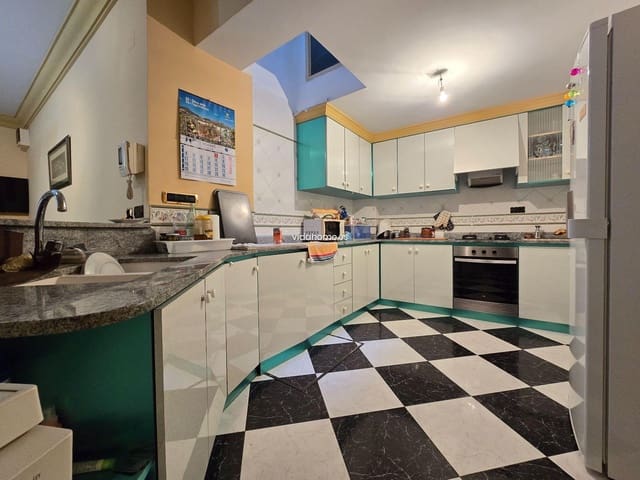 7 camera da letto Villa in vendita in Oliva con garage - 285.000 € (Rif: 8651985)