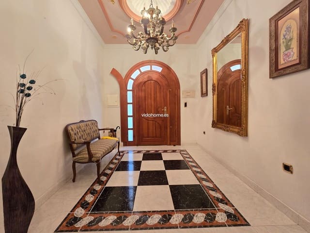 7 camera da letto Villa in vendita in Oliva con garage - 285.000 € (Rif: 8651985)