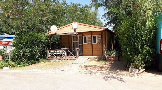 97 makuuhuone Hotelli myytävänä paikassa Olmedilla de Alarcón mukana uima-altaan 
autotalli - 1 400 000 € (Ref: 8788990)