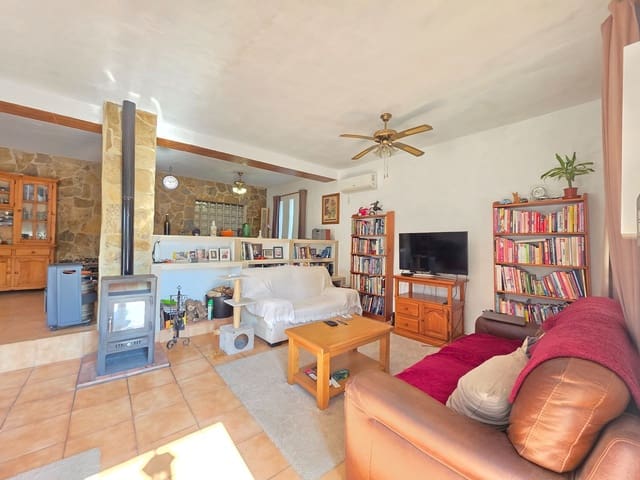 4 soveværelse Villa til salg i Marchuquera, Gandia med swimmingpool garage - € 280.000 (Ref: 9133996)