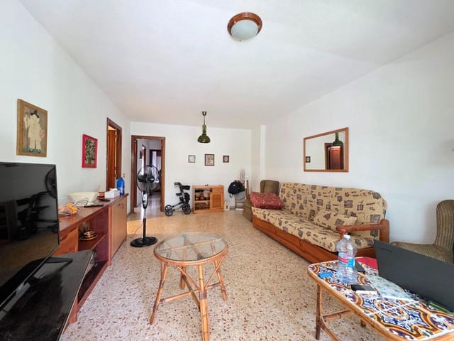 3 Zimmer Wohnung zu vermieten in Gandia - 630 € (Ref: 9178188)