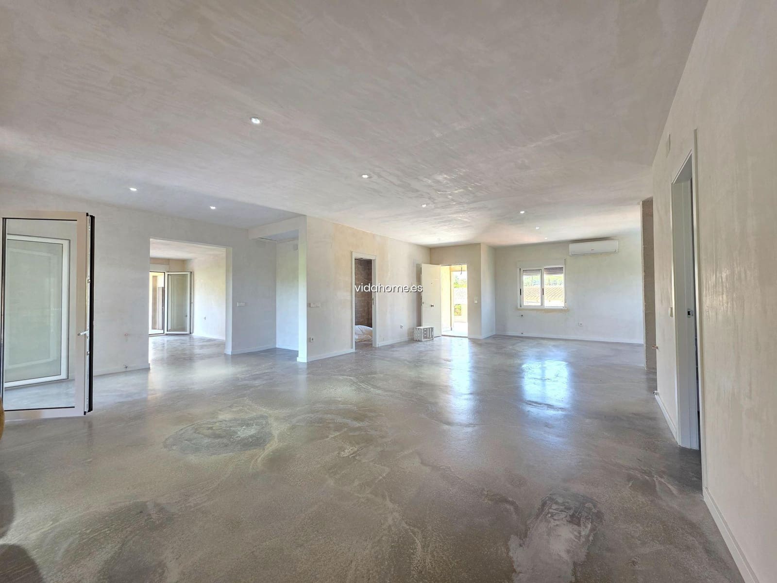 5 soveværelse Villa til salg i La Font d'En Carros med swimmingpool garage - € 699.000 (Ref: 9178190)