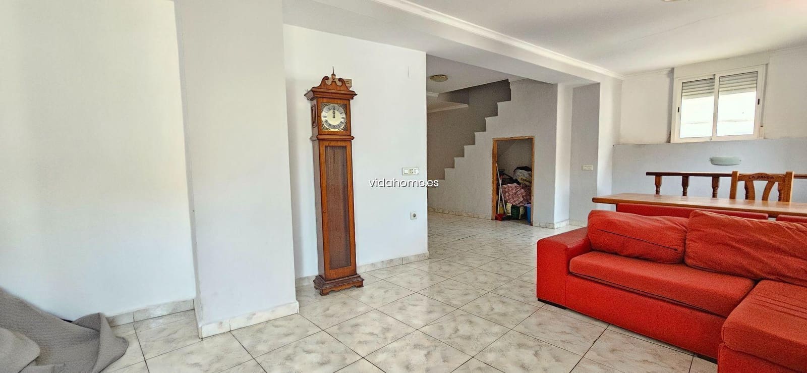 4 bedroom Townhouse for sale in Oliva - € 195,000 (Ref: 9178193)