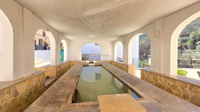 5 soveværelse Finca/Landehus til salg i Terrateig med swimmingpool - € 360.000 (Ref: 9178195)