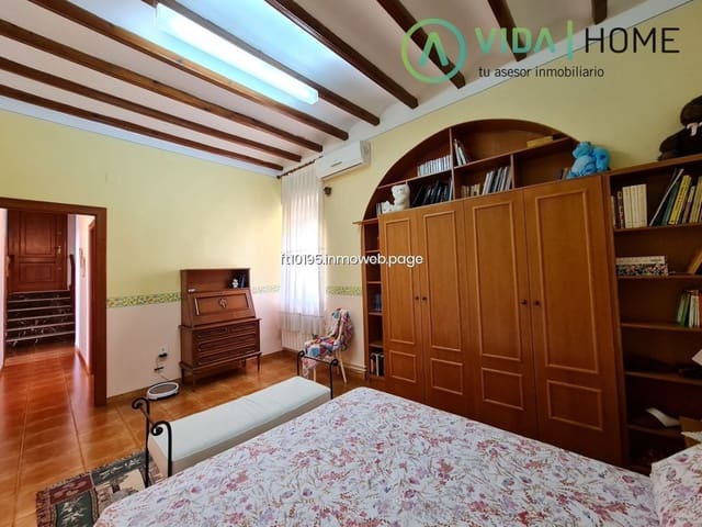 5 bedroom Villa for sale in Villalonga - € 275,000 (Ref: 9178198)